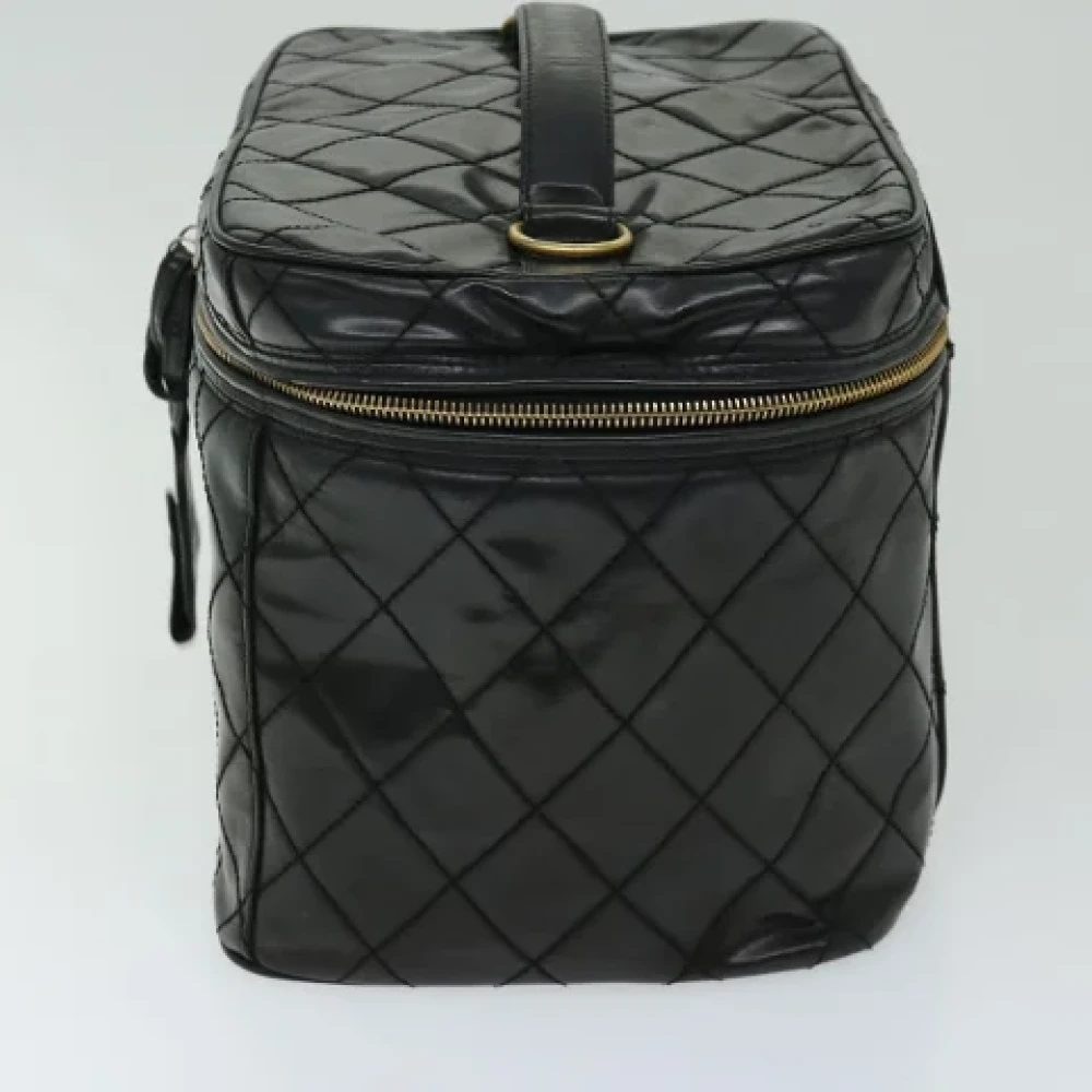 Chanel Vintage Pre-owned Leather pouches Black Dames