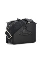 black-leather-shoulder-bag-with-zip