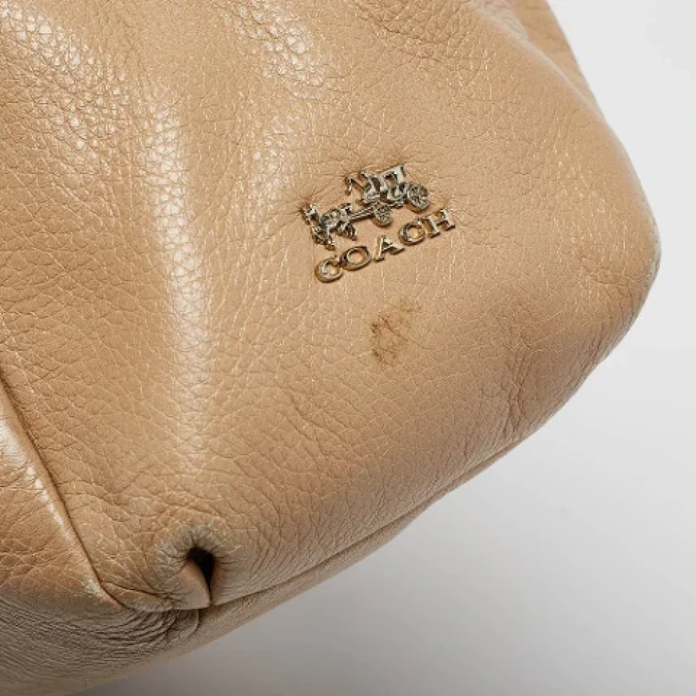 Coach Pre-owned Leather shoulder-bags Beige Dames