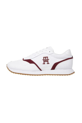 casual-sneakers-for-men-and-women