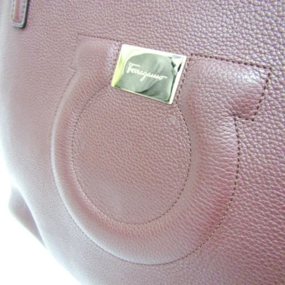 Salvatore Ferragamo Pre-owned Leather totes Red Dames
