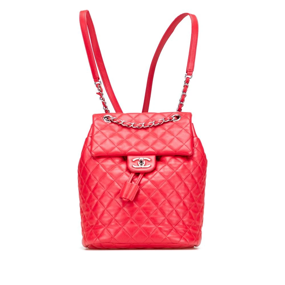 Chanel Vintage Women's Red Pre-Owned Quilted Leather Backpack With Chain Straps And Drawstring Closure
