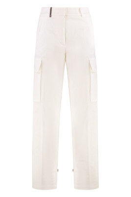 cargo-trousers-with-multiple-pockets