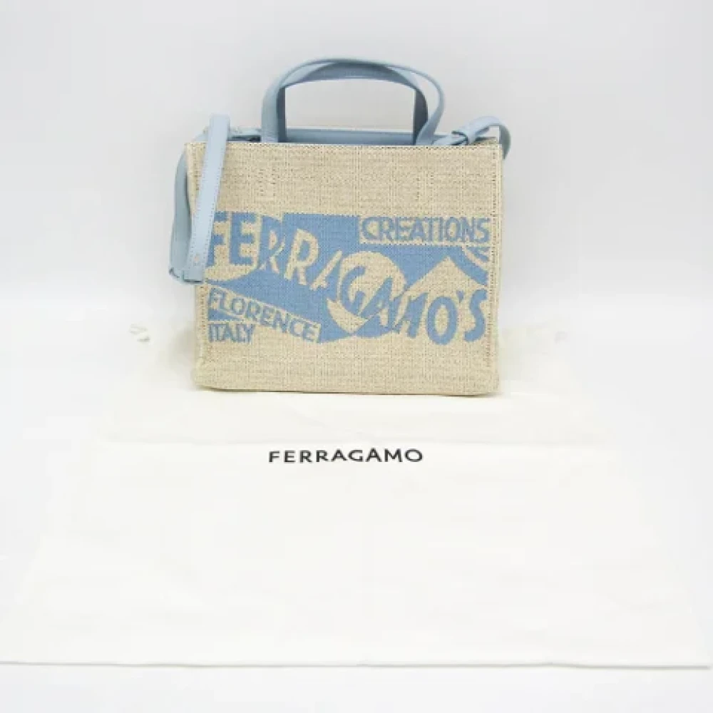 Salvatore Ferragamo Pre-owned Leather handbags Beige Dames