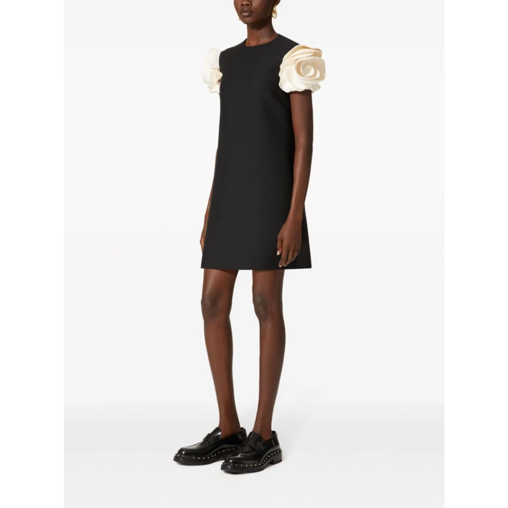 Valentino Zwarte Crepe Couture Minijurk met Bloemenapplicatie Black Dames