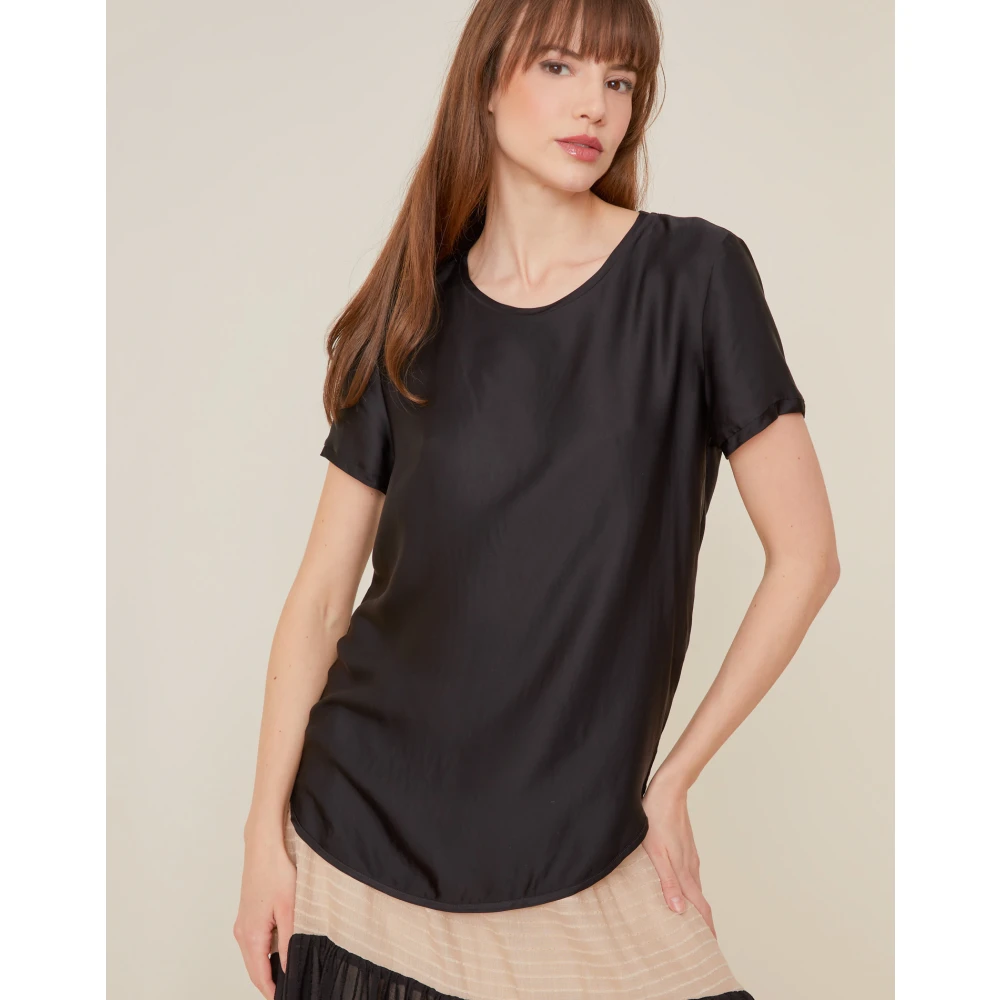 Manila Grace Effengekleurde blouse met korte mouwen Black Dames