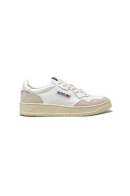 sneakers-blanches-pour-un-look-elegant