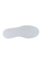 witte-sneakers-met-oversized-rubberen-zool