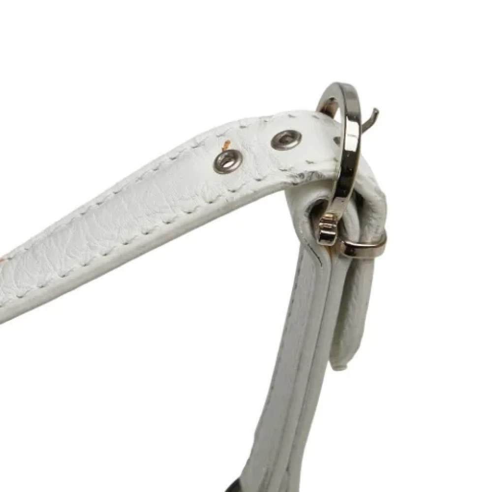 Salvatore Ferragamo Pre-owned Leather shoulder-bags White Dames
