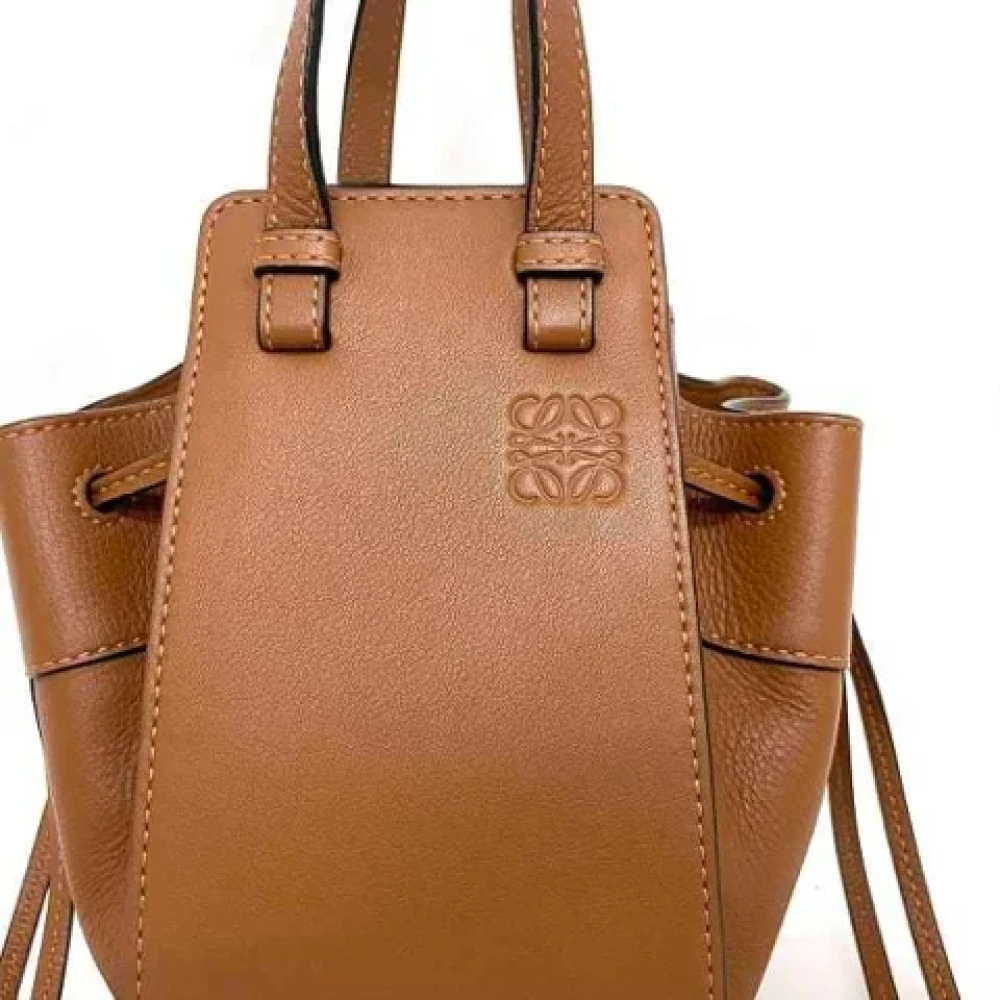 Loewe Pre-owned Fabric shoulder-bags Brown Dames