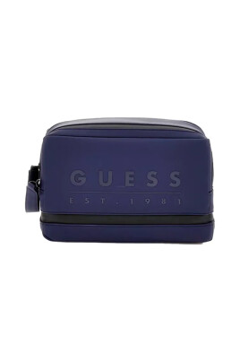 trousse-de-voyage-essentielle-pour-homme-moderne