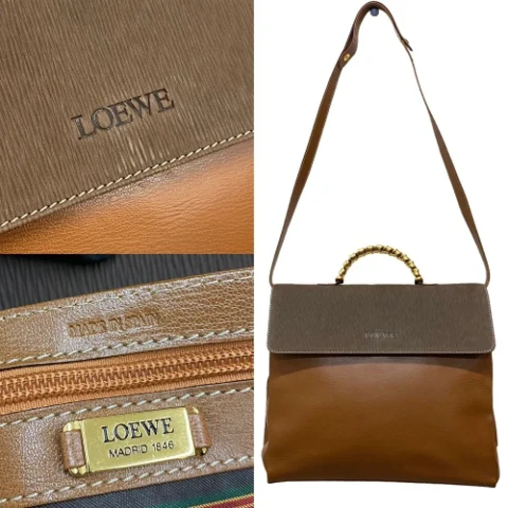 Loewe Pre-owned Fabric handbags Brown Dames