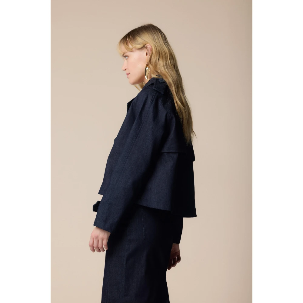 Kocca Stijlvolle Trench Coats voor alle seizoenen Blue Dames