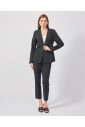 veste-noire-en-tissu-technique