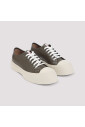 sneakers-decontractees-pour-un-usage-quotidien