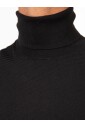 pull-col-roule-a-motif-diagonal