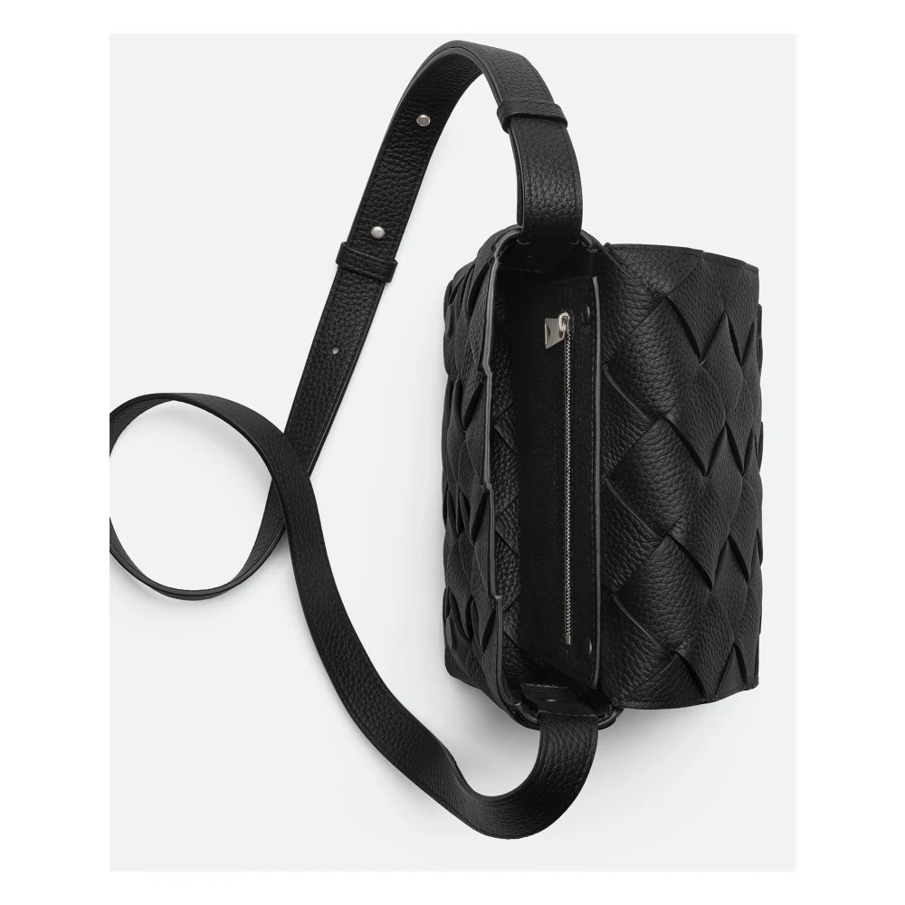 Bottega Veneta Zwarte Cross-body Tas met Intreccio Motief Black Heren