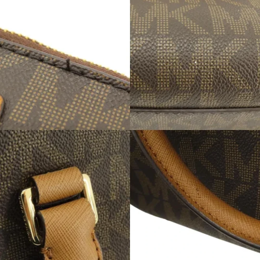 Michael Kors Pre-owned Canvas shoulder-bags Brown Dames