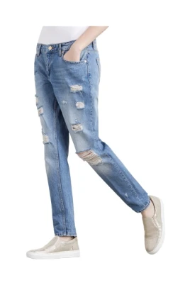 Jean boyfriend déchiré