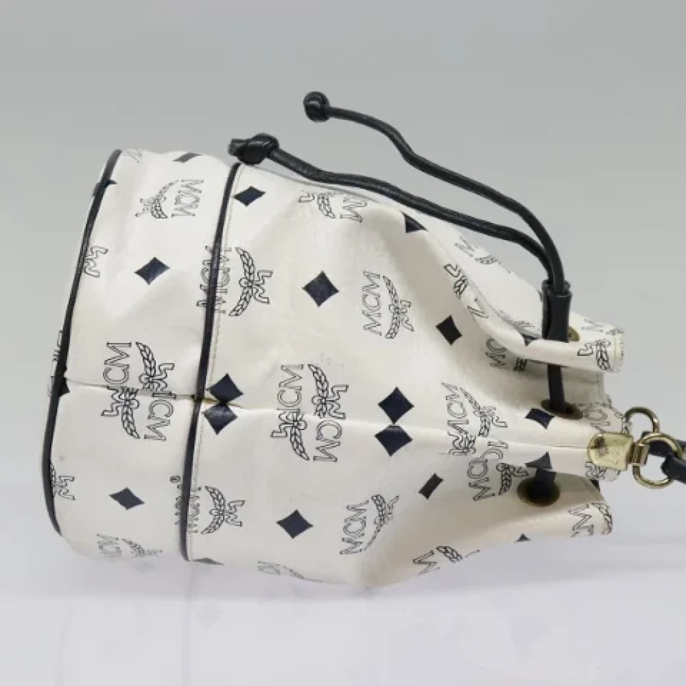 MCM Pre-owned Leather shoulder-bags White Dames