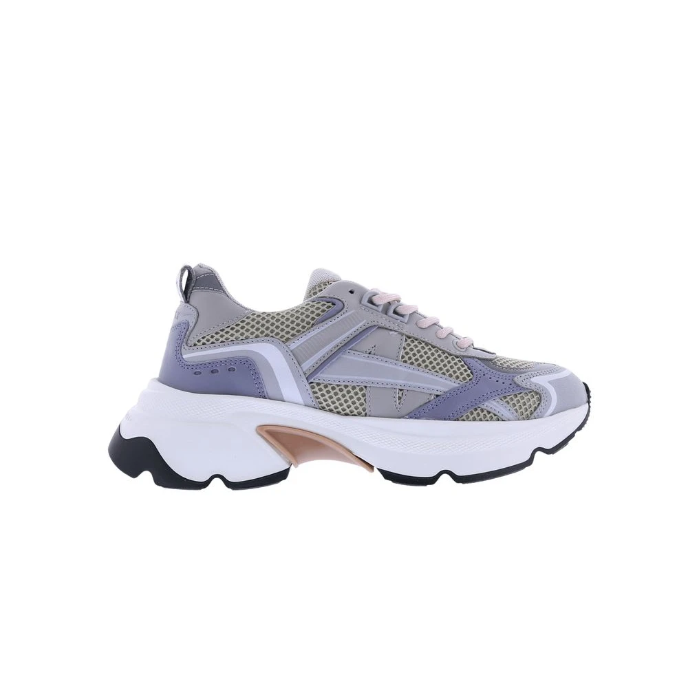 Grijs