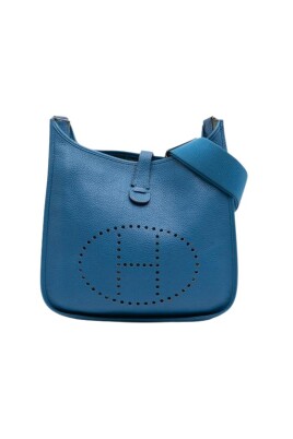 pre-owned-leather-crossbody-bags