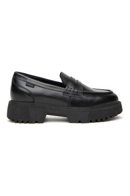 flat-shoes-with-drygo-technology