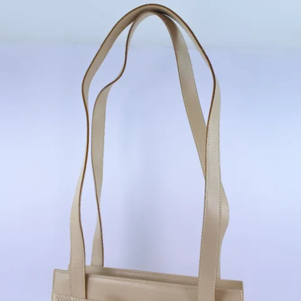 Salvatore Ferragamo Pre-owned Leather shoulder-bags Beige Dames