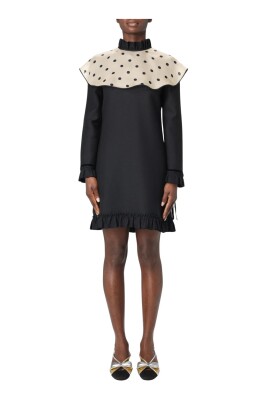 polka-dot-krage-mini-klanning