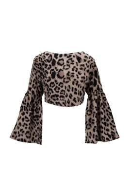 animal-print-long-sleeve-crop-top