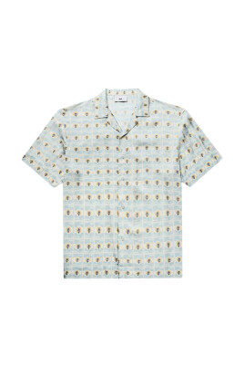 chemise-blanche-lumineuse-avec-boite-a-tampon