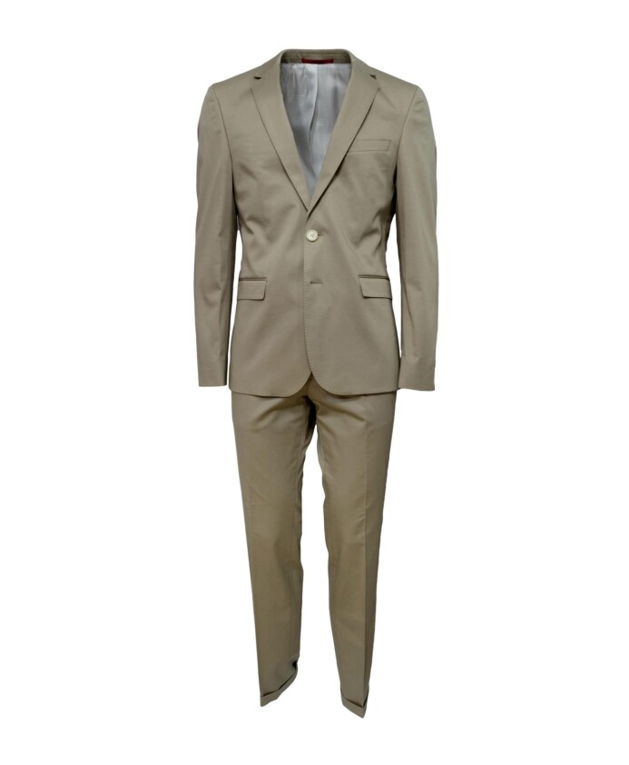 slim-fit-suit