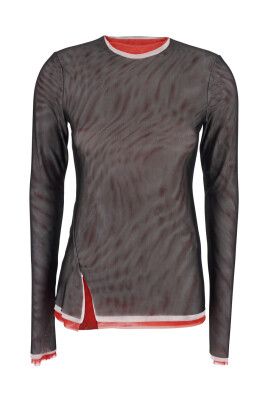 chemisier-noir-a-encolure-ras-du-cou-et-fente-laterale