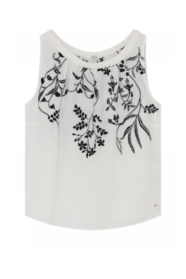 embroidered-feminine-top-off-white