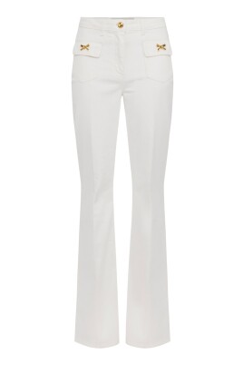 boot-cut-jeans