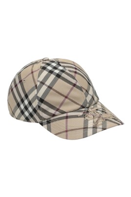 chapeau-visiere-accessoire-mode-elegant