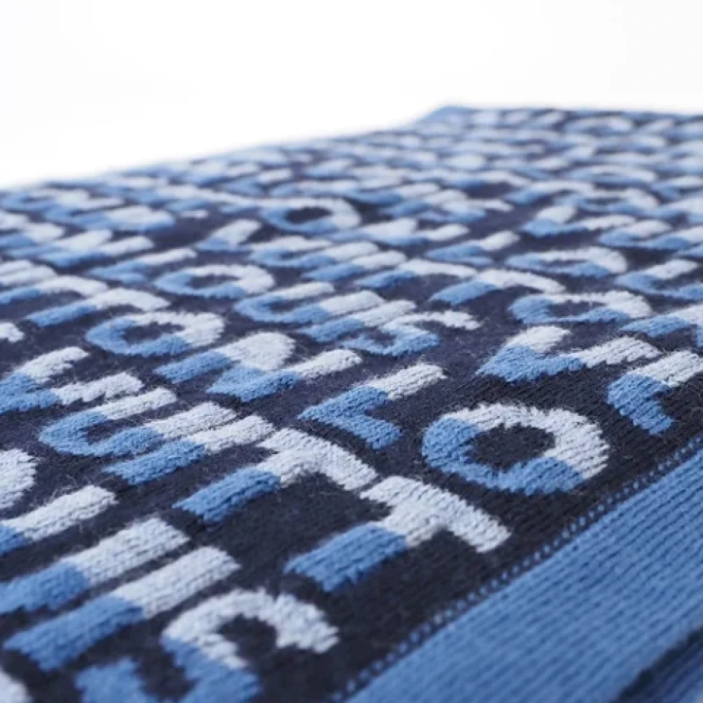 Louis Vuitton Vintage Pre-owned Wool scarves Blue Heren