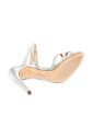 effet-craquele-sandale-en-cuir-argent