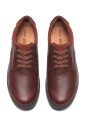 chaussure-d-hiver-a-lacets