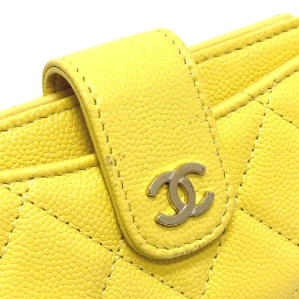 Chanel Vintage Pre-owned Leather wallets Yellow Dames
