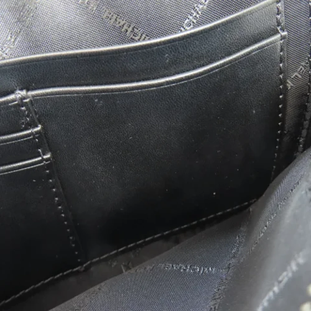 Michael Kors Pre-owned Leather shoulder-bags Black Dames