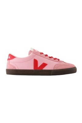 baskets-de-volley-en-cuir-rose