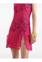 robe-courte-en-dentelle-fuchsia