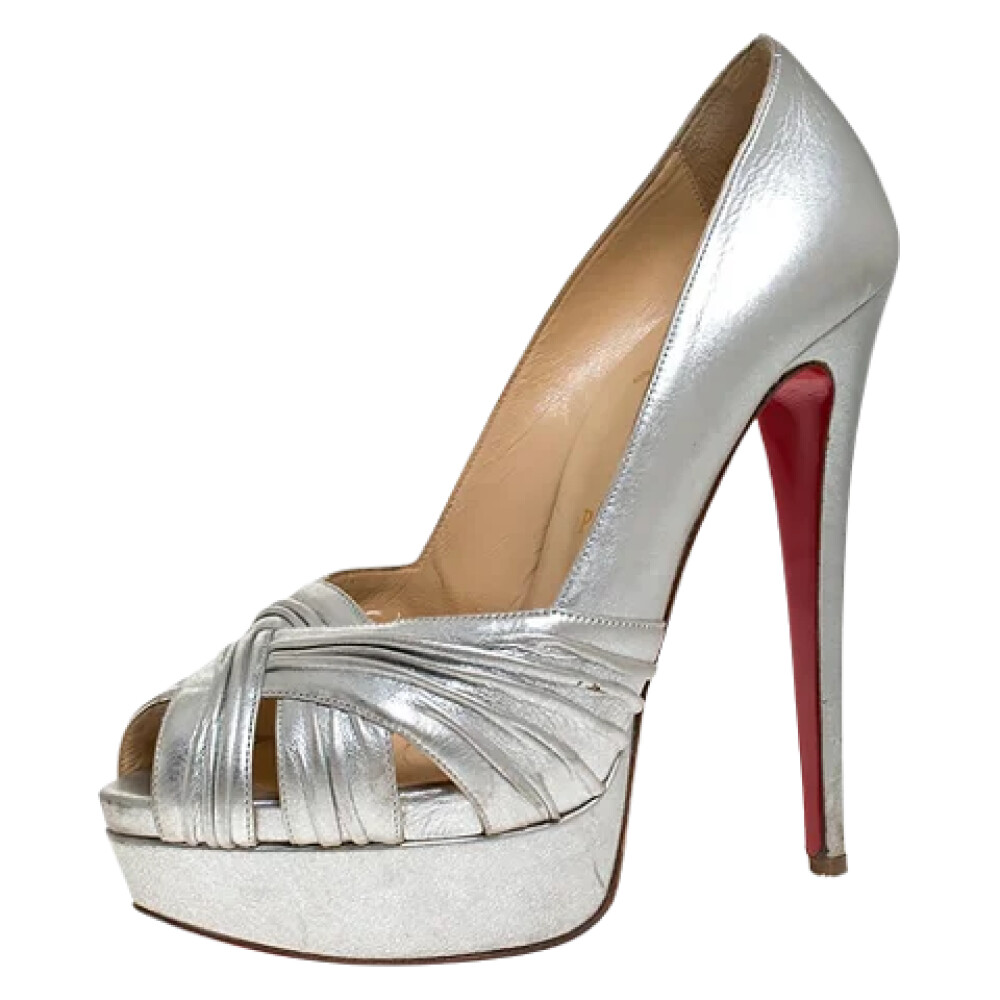 Louboutin classiche sales