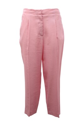 pantalon-en-lin-avec-modele-carnation