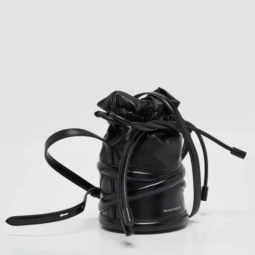 Alexander McQueen Pre-owned Leather shoulder-bags Black Dames