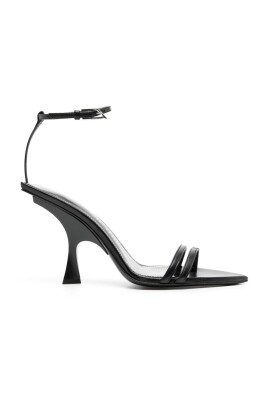 black-sandals-ester-mismatch-style