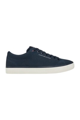 sneakers-bleues-logo-rond-bout