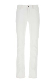 Białe  jeansy