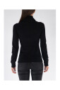 grenoble-turtleneck